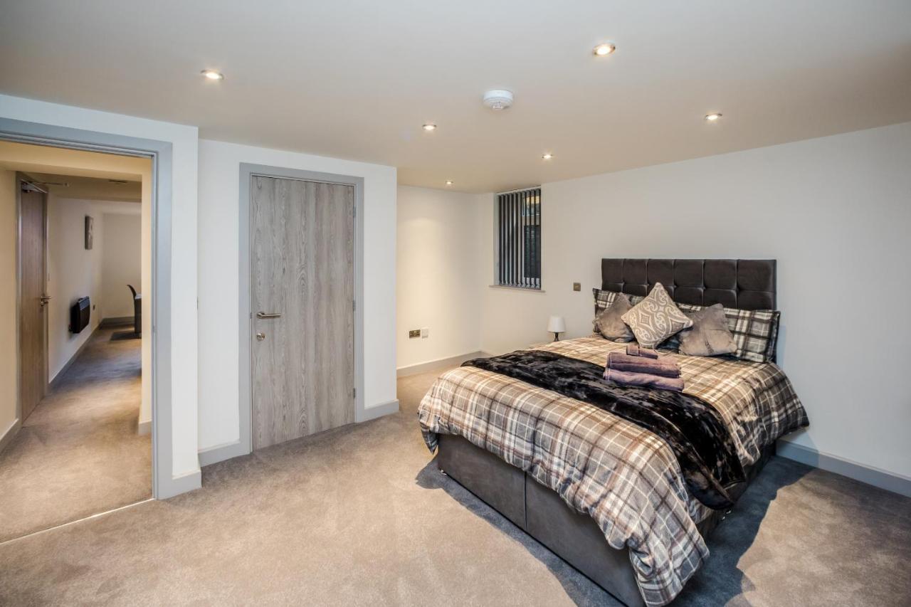 Greenhead Central Huddersfield Extérieur photo
